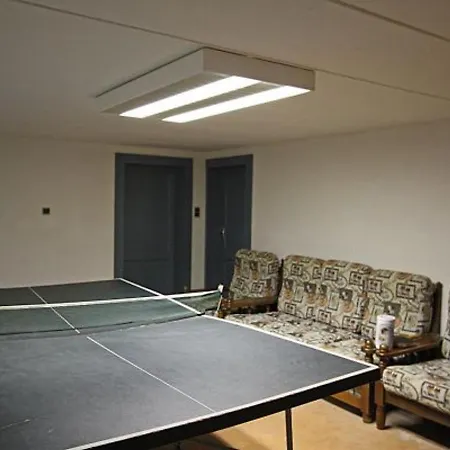 Spacieux Et Confortable Avec Terrasse, Proche Activités Montagne, à - Fr-1-589-146